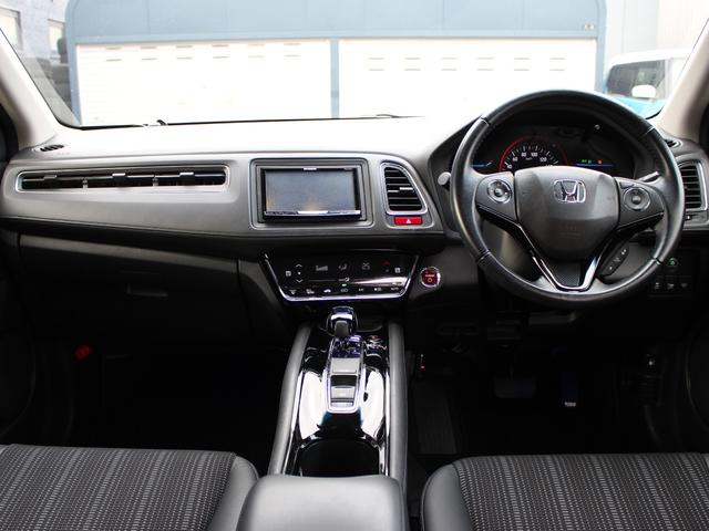 ヴェゼル ハイブリッドＸ・Ｌパッケージ　シティブレーキアクティブシステム　クルーズコントロール　ナビ　バックカメラ　社外１８ＡＷ　ＬＥＤヘッドライト　ルーフレール　シートヒーター　ワイパーデアイサー　ミラーヒーター　ＥＴＣ（6枚目）