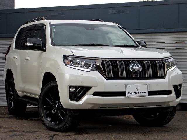 ランドクルーザープラド ＴＸ　Ｌパッケージ・ブラックエディション　寒冷地　後期型　セーフティセンス　純正９型ナビ　マルチテレインモニター　ブラインドスポットモニター　専用Ｒ１８アルミ　ブラックルーフレール　ツインバッテリー　シートベンチレーション　黒革（4枚目）