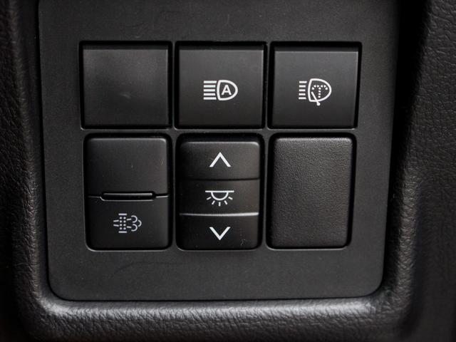 ランドクルーザープラド ＴＸ　Ｌパッケージ・ブラックエディション　寒冷地　後期型　セーフティセンス　純正９型ナビ　マルチテレインモニター　ブラインドスポットモニター　専用Ｒ１８アルミ　ブラックルーフレール　ツインバッテリー　シートベンチレーション　黒革（13枚目）