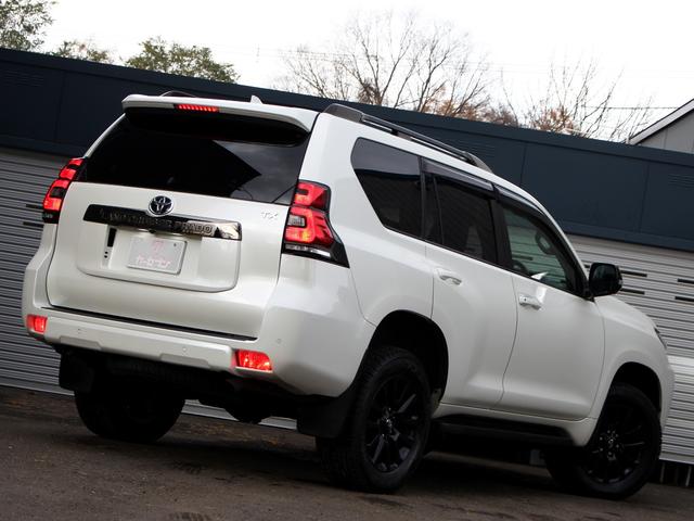 ランドクルーザープラド ＴＸ　Ｌパッケージ・ブラックエディション　寒冷地　後期型　セーフティセンス　純正９型ナビ　マルチテレインモニター　ブラインドスポットモニター　専用Ｒ１８アルミ　ブラックルーフレール　ツインバッテリー　シートベンチレーション　黒革（30枚目）