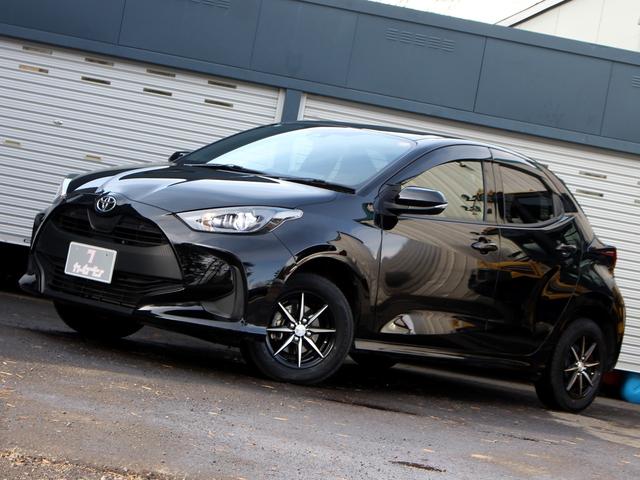 ヤリス Ｇ　寒冷地　セーフティセンス　純正８型ディスプレイオーディオ　バックカメラ　プリクラッシュ　レーントレーシング　レーダークルーズ　先行車発進告知　ビルトＥＴＣ　４ＷＤ（3枚目）