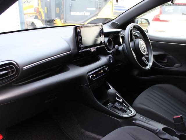 ヤリス Ｇ　寒冷地　セーフティセンス　純正８型ディスプレイオーディオ　バックカメラ　プリクラッシュ　レーントレーシング　レーダークルーズ　先行車発進告知　ビルトＥＴＣ　４ＷＤ（27枚目）