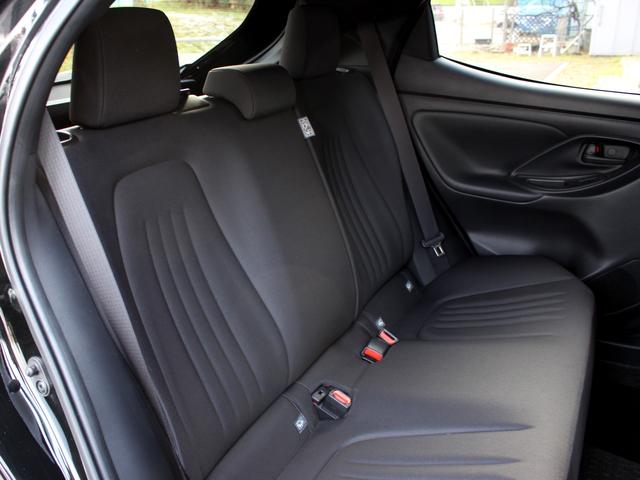 ヤリス Ｇ　寒冷地　セーフティセンス　純正８型ディスプレイオーディオ　バックカメラ　プリクラッシュ　レーントレーシング　レーダークルーズ　先行車発進告知　ビルトＥＴＣ　４ＷＤ（33枚目）