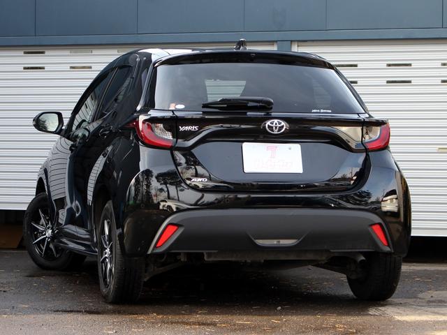 ヤリス Ｇ　寒冷地　セーフティセンス　純正８型ディスプレイオーディオ　バックカメラ　プリクラッシュ　レーントレーシング　レーダークルーズ　先行車発進告知　ビルトＥＴＣ　４ＷＤ（36枚目）