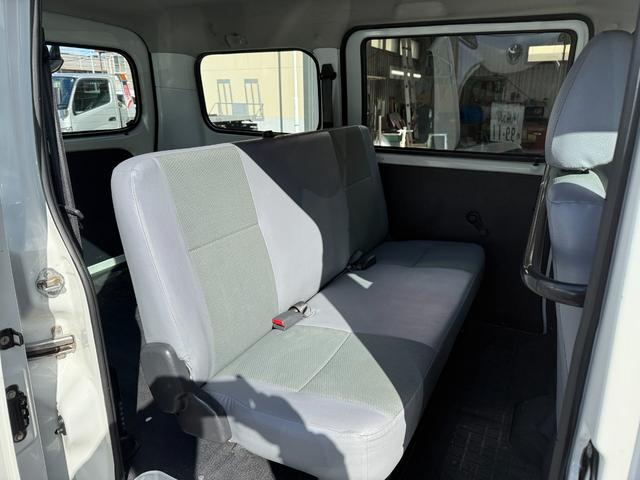 タウンエースバン ＤＸ　４ＷＤ　社外メモリナビ　バックカメラ　トヨタセーフティセンス　ＥＴＣ　寒冷地仕様（8枚目）