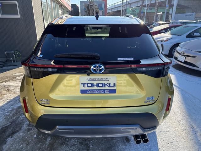 ヤリスクロス ハイブリッドＺ　アドベンチャー　４ＷＤ　ディスプレイオーディオ　パノラミックビューモニター　アダプティブハイビーム　ブラインドスポットモニター　アドバンストパーク　ステリングヒーター　カラーヘッドアップディスプレイ　寒冷地仕様（5枚目）