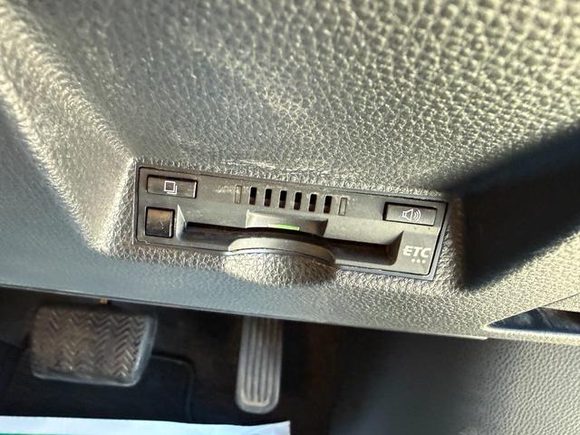 ヤリスクロス ハイブリッドＺ　アドベンチャー　４ＷＤ　ディスプレイオーディオ　パノラミックビューモニター　アダプティブハイビーム　ブラインドスポットモニター　アドバンストパーク　ステリングヒーター　カラーヘッドアップディスプレイ　寒冷地仕様（20枚目）