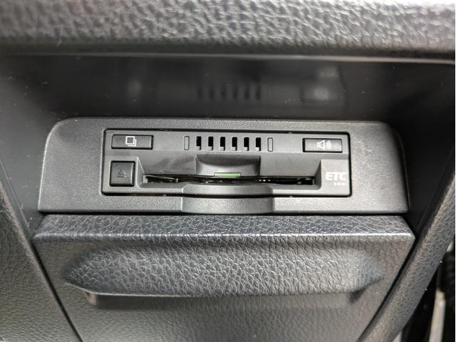 ノア Ｘ　４ＷＤ　寒冷地仕様　ワンオーナー　純正ナビ　フルセグＴＶ　バックカメラ　両側パワースライドドア　ＬＥＤヘッドライト　ＥＴＣ　クルーズコントロール　エンジンスターター（19枚目）