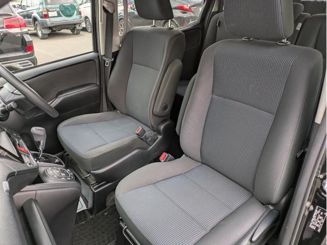 ノア Ｘ　４ＷＤ　寒冷地仕様　ワンオーナー　純正ナビ　フルセグＴＶ　バックカメラ　両側パワースライドドア　ＬＥＤヘッドライト　ＥＴＣ　クルーズコントロール　エンジンスターター（24枚目）