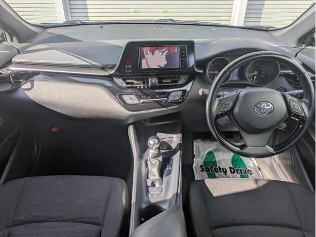 Ｃ－ＨＲ Ｓ－Ｔ　ＬＥＤパッケージ　４ＷＤ　純正ナビ　フルセグＴＶ　バックカメラ　ＲＡＹＳ１９インチ　セーフティセンス　ＬＥＤヘッドライト　ＥＴＣ　前後ドライブレコーダー　純正ＡＷ冬タイヤ　エンジンスターター（3枚目）