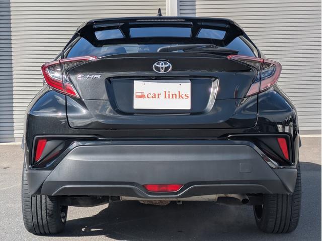 Ｃ－ＨＲ Ｓ－Ｔ　ＬＥＤパッケージ　４ＷＤ　純正ナビ　フルセグＴＶ　バックカメラ　ＲＡＹＳ１９インチ　セーフティセンス　ＬＥＤヘッドライト　ＥＴＣ　前後ドライブレコーダー　純正ＡＷ冬タイヤ　エンジンスターター（7枚目）