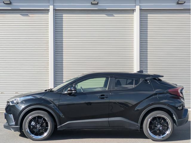 Ｃ－ＨＲ Ｓ－Ｔ　ＬＥＤパッケージ　４ＷＤ　純正ナビ　フルセグＴＶ　バックカメラ　ＲＡＹＳ１９インチ　セーフティセンス　ＬＥＤヘッドライト　ＥＴＣ　前後ドライブレコーダー　純正ＡＷ冬タイヤ　エンジンスターター（9枚目）