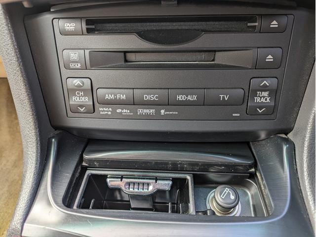 クラウン ロイヤルサルーンｉ－Ｆｏｕｒ　ナビパッケージ　４ＷＤ　ワンオーナー　メーカーナビ　フルセグＴＶ　バックカメラ　ＥＴＣ　クルーズコントロール　パワーシート　プッシュスタート　夏・冬タイヤ（19枚目）