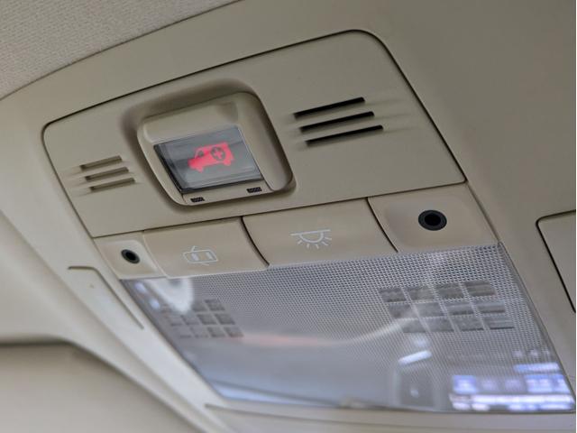 クラウンハイブリッド ロイヤルサルーンＧ　Ｆｏｕｒ　寒冷地仕様　メーカーナビ　フルセグＴＶ　バックカメラ　前後ドラレコ　ＨＩＤライト　ＥＴＣ　シートヒーター　エンジンスターター　クルーズコントロール　ＭＴモード（22枚目）