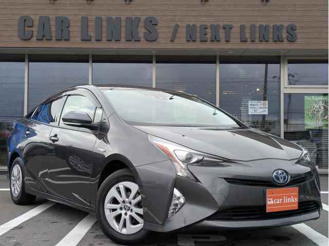 プリウス S 4WD ワンオーナー 寒冷地仕様 社外ナビ フルセグTV バックカメラ ETC LEDヘッドライト クルーズコントロール 純正エンジンスターター フロントドライブレコーダー 夏・冬タイヤ(4枚目)