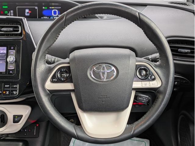 プリウス S 4WD ワンオーナー 寒冷地仕様 社外ナビ フルセグTV バックカメラ ETC LEDヘッドライト クルーズコントロール 純正エンジンスターター フロントドライブレコーダー 夏・冬タイヤ(14枚目)