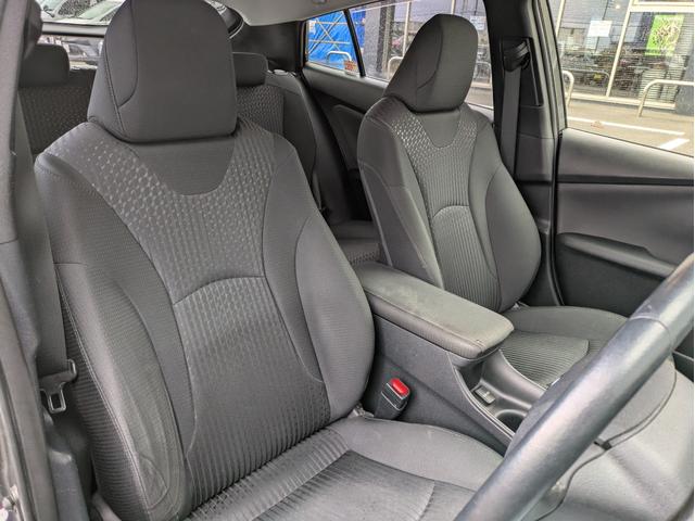 プリウス S 4WD ワンオーナー 寒冷地仕様 社外ナビ フルセグTV バックカメラ ETC LEDヘッドライト クルーズコントロール 純正エンジンスターター フロントドライブレコーダー 夏・冬タイヤ(26枚目)