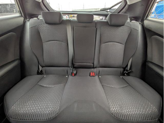 プリウス S 4WD ワンオーナー 寒冷地仕様 社外ナビ フルセグTV バックカメラ ETC LEDヘッドライト クルーズコントロール 純正エンジンスターター フロントドライブレコーダー 夏・冬タイヤ(29枚目)