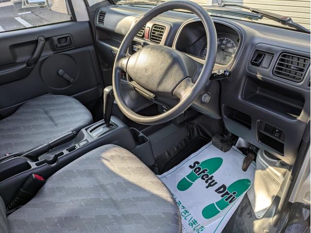 キャリイトラック KCエアコン・パワステ リミテッド 4WD ワンオーナー 純正オーディオ エアコン パワステ オートマ 夏・冬タイヤ(14枚目)