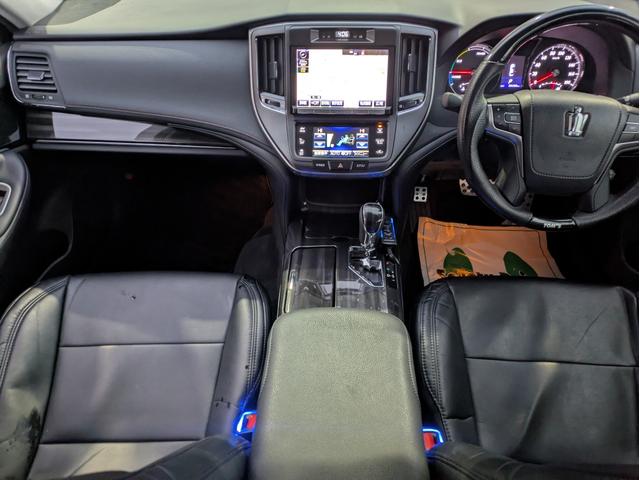 クラウンハイブリッド アスリートS Four ブラックスタイル 4WD ワンオーナー 寒冷地仕様 純正ナビ フルセグTV バックカメラ 社外ハーフスポイラー 車高調 TOMSステア クルーズコントロール シートヒーター パワーシート ETC MTモード(3枚目)