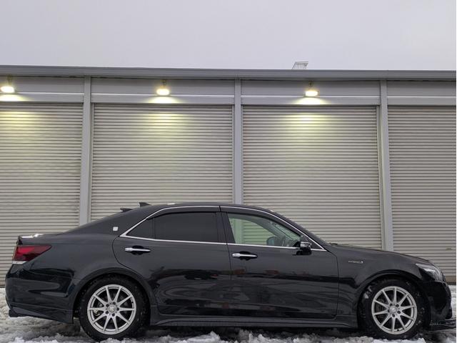 クラウンハイブリッド アスリートS Four ブラックスタイル 4WD ワンオーナー 寒冷地仕様 純正ナビ フルセグTV バックカメラ 社外ハーフスポイラー 車高調 TOMSステア クルーズコントロール シートヒーター パワーシート ETC MTモード(5枚目)