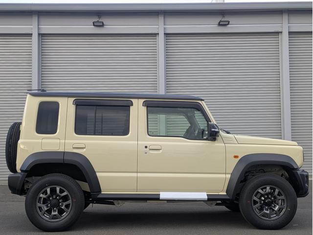 ジムニーノマド ＦＣ　ナビ　フルセグＴＶ　Ｂカメラ　ＥＴＣ　ＬＥＤヘッドランプ　シートヒーター　アイドリングストップ　デュアルカメラブレーキサポート　クルーズコントロール　ダウンヒルアシストコントロール（6枚目）