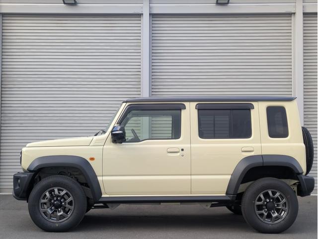 ジムニーノマド ＦＣ　ナビ　フルセグＴＶ　Ｂカメラ　ＥＴＣ　ＬＥＤヘッドランプ　シートヒーター　アイドリングストップ　デュアルカメラブレーキサポート　クルーズコントロール　ダウンヒルアシストコントロール（11枚目）