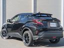 Ｃ－ＨＲ Ｓ－Ｔ　ＬＥＤパッケージ　４ＷＤ　純正ナビ　フルセグＴＶ　バックカメラ　ＲＡＹＳ１９インチ　セーフティセンス　ＬＥＤヘッドライト　ＥＴＣ　前後ドライブレコーダー　純正ＡＷ冬タイヤ　エンジンスターター（8枚目）