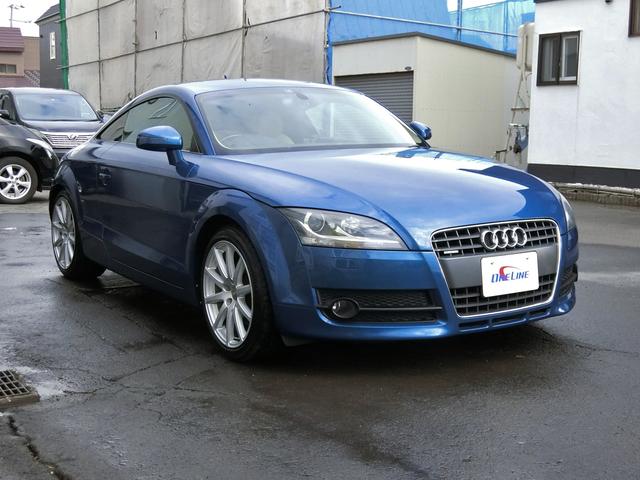 2.0TFSI クワトロ ホワイトレザーシート(6枚目)