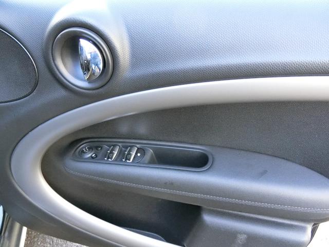 ＭＩＮＩ クーパーＤ　クロスオーバー　オール４　本州仕入車　４ＷＤディーゼル（14枚目）