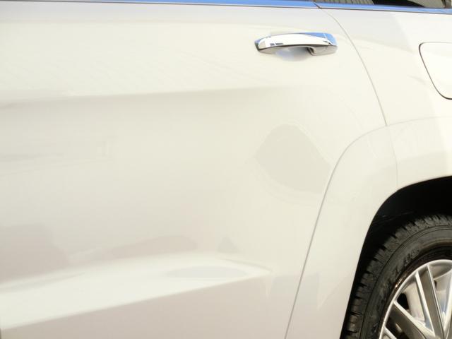 ジープ・グランドチェロキー サミット　サンルーフ　ｈａｒｍａｎ／ｋａｒｄｏｎサウンド　レーダークルーズコントロール　限定車サミット（49枚目）