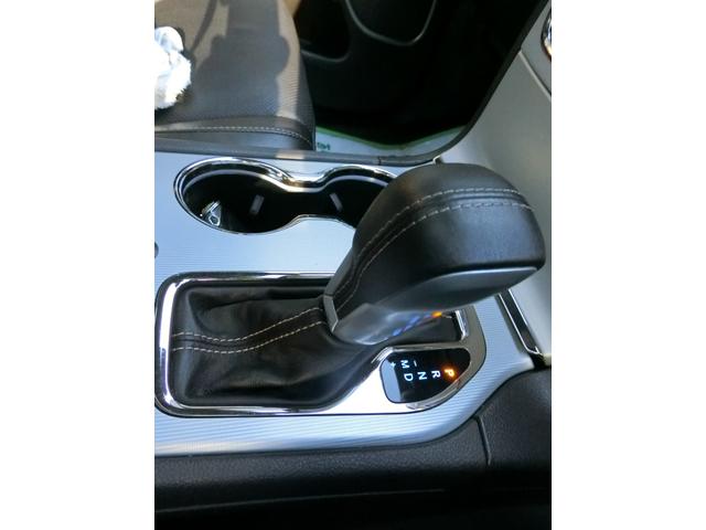 ジープ・グランドチェロキー サミット　サンルーフ　ｈａｒｍａｎ／ｋａｒｄｏｎサウンド　レーダークルーズコントロール　限定車サミット（66枚目）