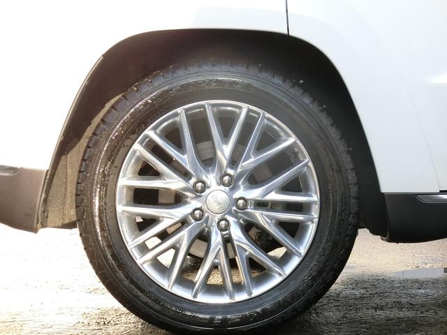 ジープ・グランドチェロキー サミット　サンルーフ　ｈａｒｍａｎ／ｋａｒｄｏｎサウンド　レーダークルーズコントロール　限定車サミット（73枚目）