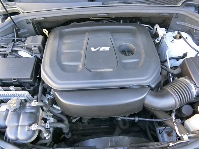 ジープ・グランドチェロキー サミット　サンルーフ　ｈａｒｍａｎ／ｋａｒｄｏｎサウンド　レーダークルーズコントロール　限定車サミット（76枚目）