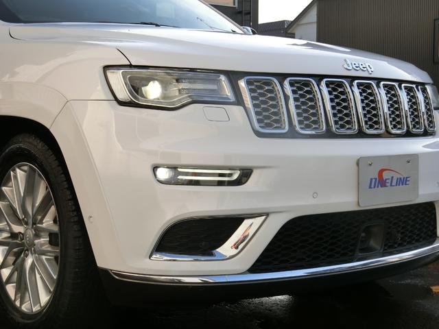 ジープ・グランドチェロキー サミット　サンルーフ　ｈａｒｍａｎ／ｋａｒｄｏｎサウンド　レーダークルーズコントロール　限定車サミット（79枚目）