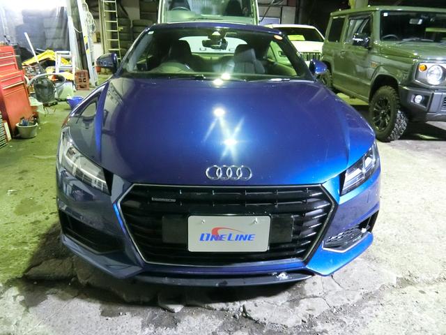 TTクーペ 2.0TFSI クワトロ Sラインパッケージ バーチャルコクピット アクティブリアスポイラー(4枚目)