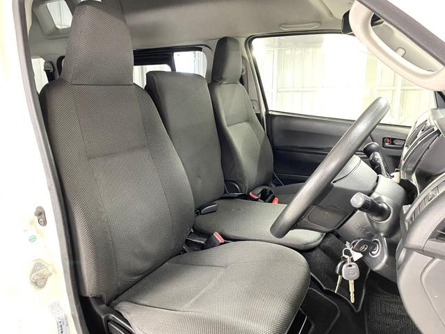 ハイエースバン 　Ｄ－ＴＢ　車いす仕様車　４ＷＤ　Ｄ保証　２年車検（付）・Ｂカメラ・スイングアームリフト・車いす固定装置２基・オートステップ・１０人乗り・キーレス・リアヒーター（30枚目）