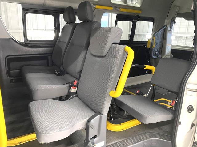 ハイエースバン 　Ｄ－ＴＢ　車いす仕様車　４ＷＤ　Ｄ保証　２年車検（付）・Ｂカメラ・スイングアームリフト・車いす固定装置２基・オートステップ・１０人乗り・キーレス・リアヒーター（31枚目）