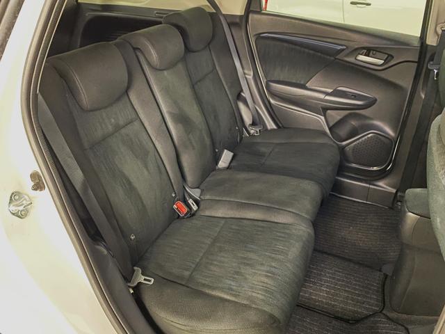 シャトル ハイブリッド ホンダセンシング 4WD B保証 2年車検(付)・ホンダセンシング・衝突軽減ブレーキ・ナビ・CD/BT・Bカメラ・レーダークルコン・ETC・スマートキー・Pスタート・ワイパーデアイサー・VSA(32枚目)