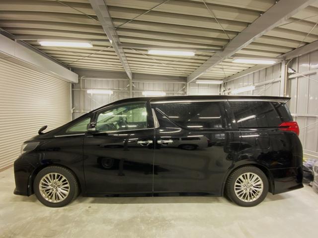 アルファード 2.5S 4WD 2年車検(付)・11インチナビ・TV・CD/DVD/BT・Bカメラ・フリップダウン・スマートキー・Pスタート・純正エアロ・Wパワスラ・8人乗り・ETC・エンスタ・LED(10枚目)