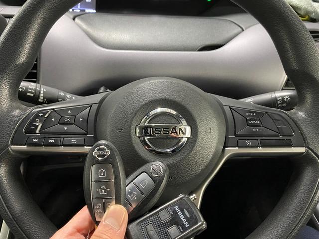 セレナ X Vセレクション 4WD D保証 2年車検(付)・衝突軽減ブレーキ・8インチナビ・TV・CD/DVD/BT・Bカメラ・アラウンドビュー・フリップダウン・インテリキー・クルコン・Wパワスラ・ETC・エンスタ・Pスタート(24枚目)