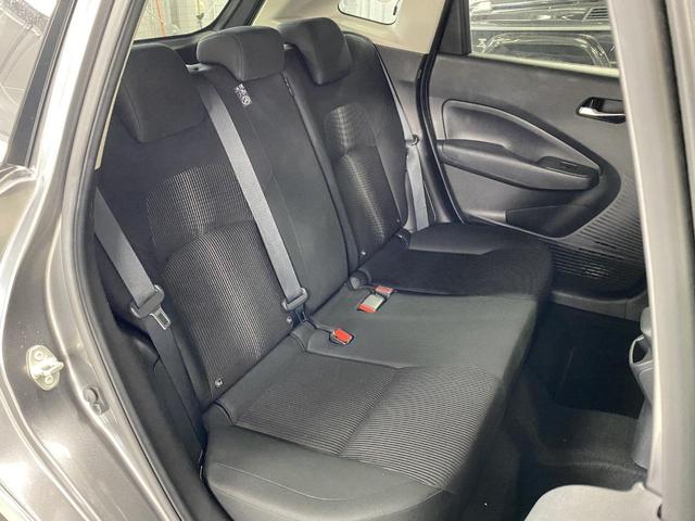 ノート Ｘ　ＦＯＵＲ　４ＷＤ　Ｂ保証　２年車検（付）・衝突軽減ブレーキ・ナビ・ＢＴ・Ｂカメラ・インテリキー・シートヒーター・ＥＴＣ・ステアリングヒーター・コーナーセンサー・Ｐスタート・ミラーウインカー・ミラーヒーター（33枚目）