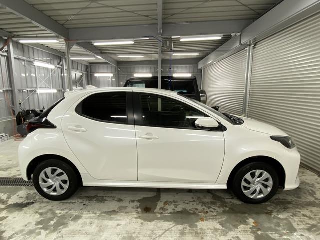 ヤリス X 4WD C保証 2年車検(付)・TSS・衝突軽減B・純正ディスプレイオーディオナビ・BT・Bカメラ・レーダークルコン・ETC・寒冷地仕様・スマートキー・Pスタート・TRC・VSC(14枚目)