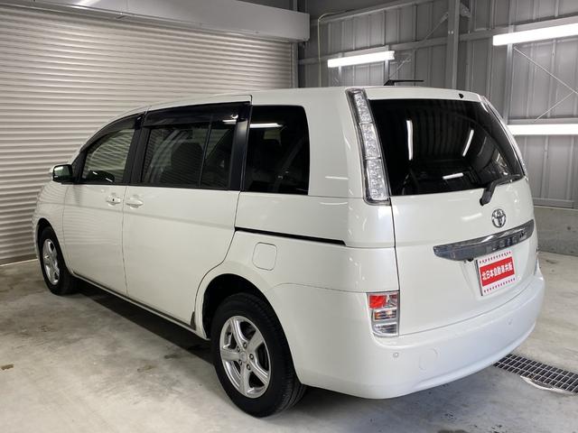 アイシス Ｌ　４ＷＤ　２年車検（付）・メモリーナビ・ＴＶ・ＣＤ／ＤＶＤ・Ｂカメラ・スマートキー・ＥＴＣ・パワスラ・寒冷地仕様・Ｐスタート・７人乗り・コーナーセンサー・ミラーウインカー（11枚目）