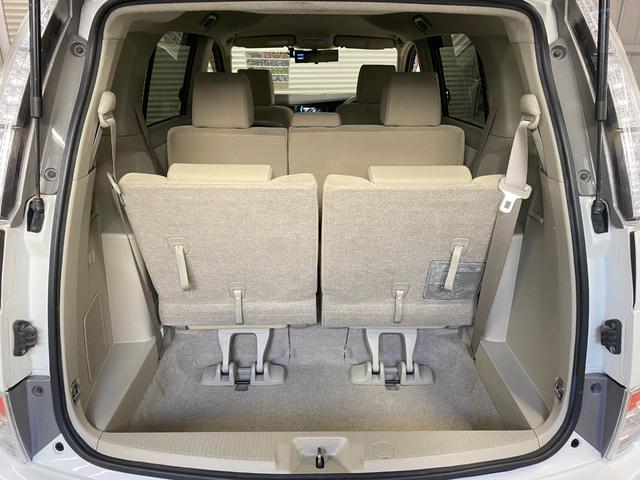 アイシス Ｌ　４ＷＤ　２年車検（付）・メモリーナビ・ＴＶ・ＣＤ／ＤＶＤ・Ｂカメラ・スマートキー・ＥＴＣ・パワスラ・寒冷地仕様・Ｐスタート・７人乗り・コーナーセンサー・ミラーウインカー（34枚目）