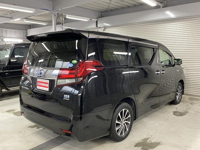 アルファードハイブリッド Ｇ　４ＷＤ　Ｃ保証　２年車検（付）・純正ナビ・ＴＶ・ＣＤ／ＤＶＤ／ＢＴ・Ｂカメラ・スマートキー・Ｗパワスラ・クルコン・７人乗り・ＥＴＣ・ハーフレザーシート・コーナーセンサー・コンビハンドル（13枚目）