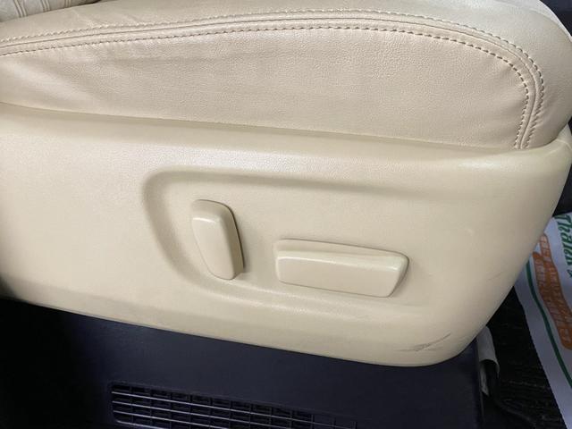 アルファードハイブリッド Ｇ　４ＷＤ　Ｃ保証　２年車検（付）・純正ナビ・ＴＶ・ＣＤ／ＤＶＤ／ＢＴ・Ｂカメラ・スマートキー・Ｗパワスラ・クルコン・７人乗り・ＥＴＣ・ハーフレザーシート・コーナーセンサー・コンビハンドル（31枚目）