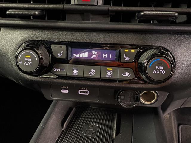 ノート Ｘ　ＦＯＵＲ　４ＷＤ　Ｃ保証　２年車検（付）・衝突軽減ブレーキ・ナビ・ＴＶ・ＢＴ・Ｂカメラ・アラウンドビュー・インテリキー・Ｐスタート・プロパイロット・ステアリングヒーター・シートヒーター・ＥＴＣ・ＢＳＭ（27枚目）