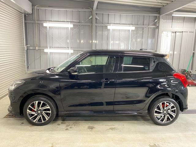 スイフト ハイブリッドRS 4WD B保証 2年車検(付)・デュアルセンサーブレーキS・キーレススタート・レーダークルコン・シートヒーター・コーナーセンサー・パドルシフト・VDC・Pスタート・LED・ミラーヒーター(10枚目)