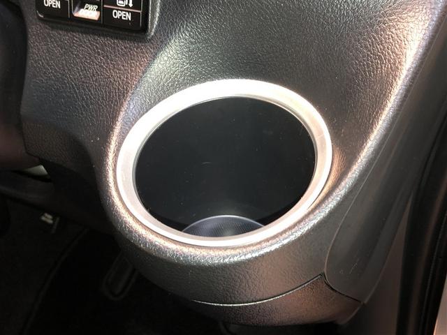 シエンタ Ｇ　衝突被害軽減　ウォークスルー　ＶＳＣ　リアカメラ　ＬＥＤライト　デュアルパワースライドドア　４ＷＤ車　キーフリーシステム　フルセグＴＶ　ＡＡＣ　パワーウインドウ　ＤＶＤ　ナビ＆ＴＶ　ＥＴＣ車載器（30枚目）